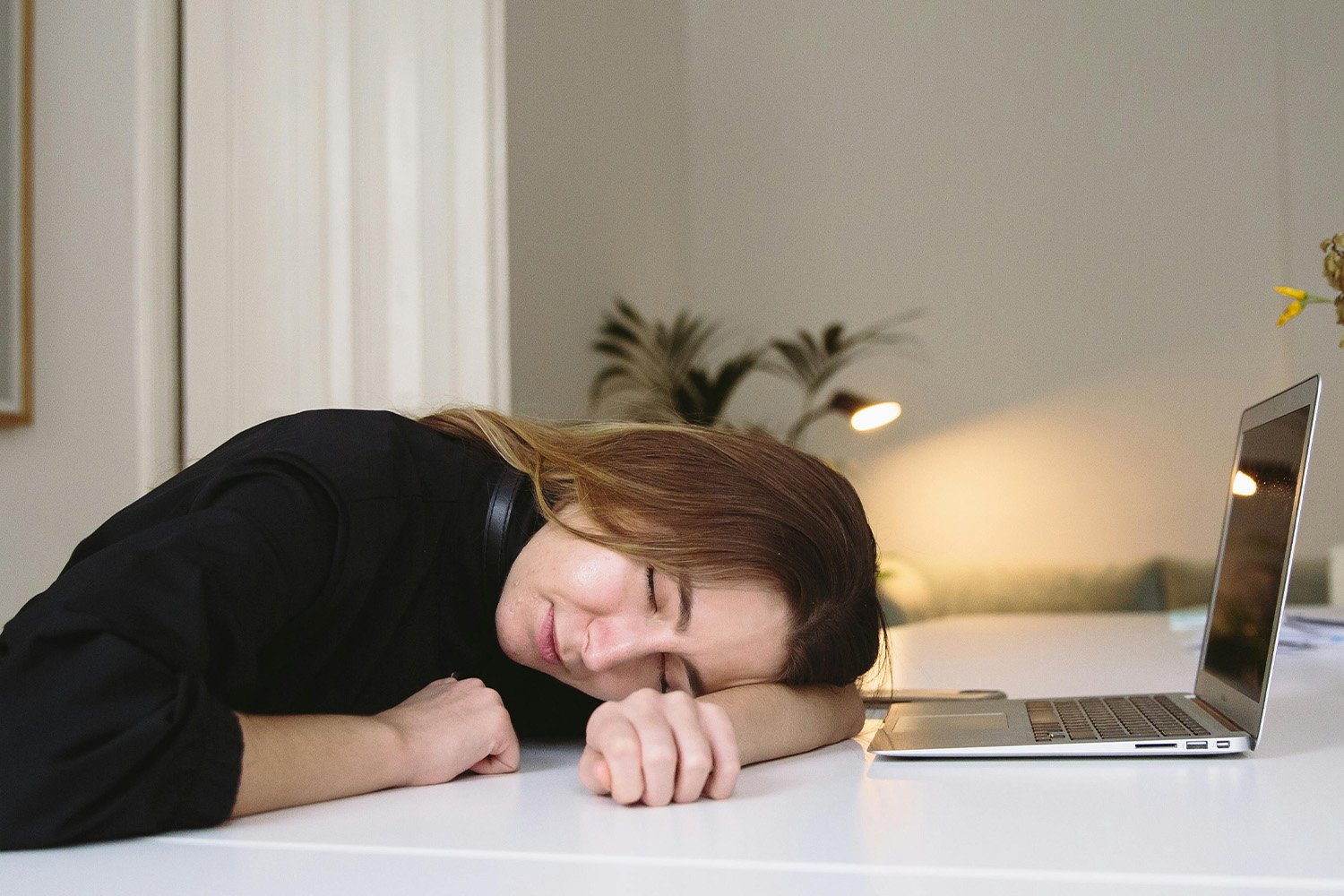 procrastinating your business launch